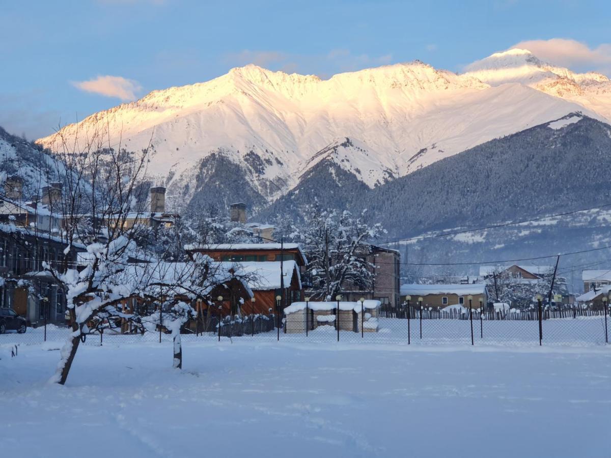 Mountain Star In Mestia Hotel Exterior foto