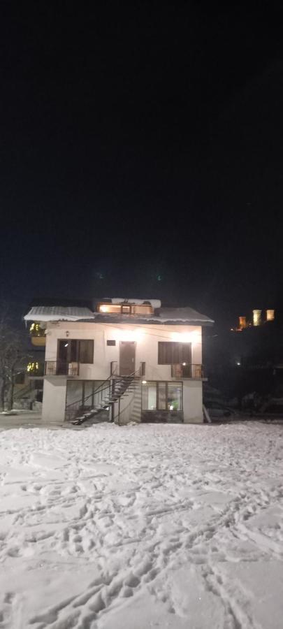 Mountain Star In Mestia Hotel Exterior foto